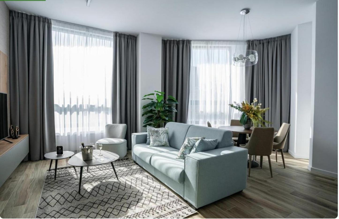 Novos Luxury Suites Bukares Bagian luar foto