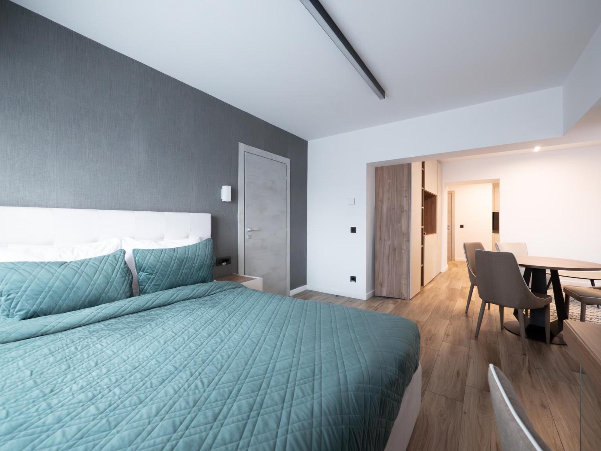 Novos Luxury Suites Bukares Bagian luar foto
