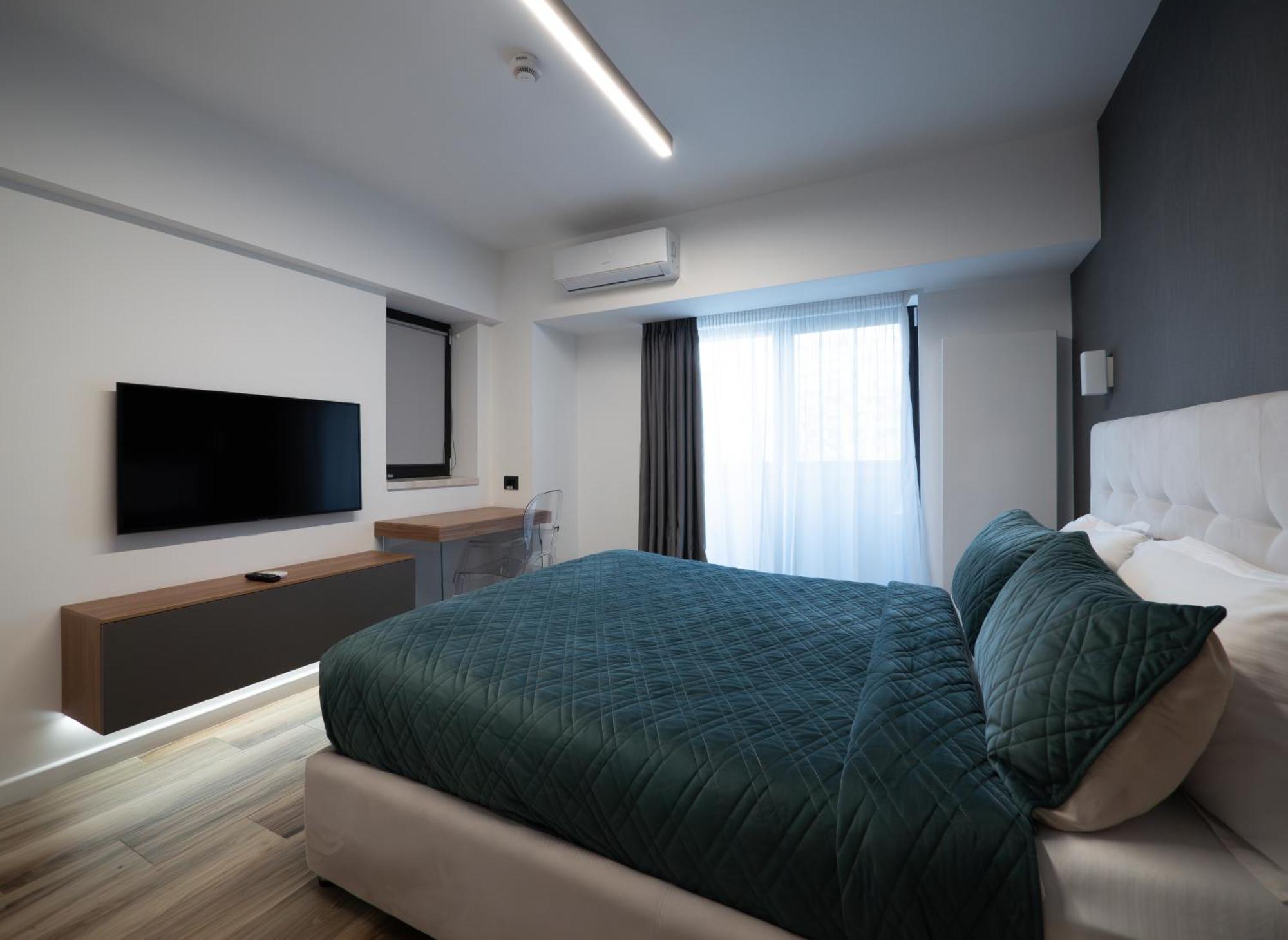 Novos Luxury Suites Bukares Bagian luar foto