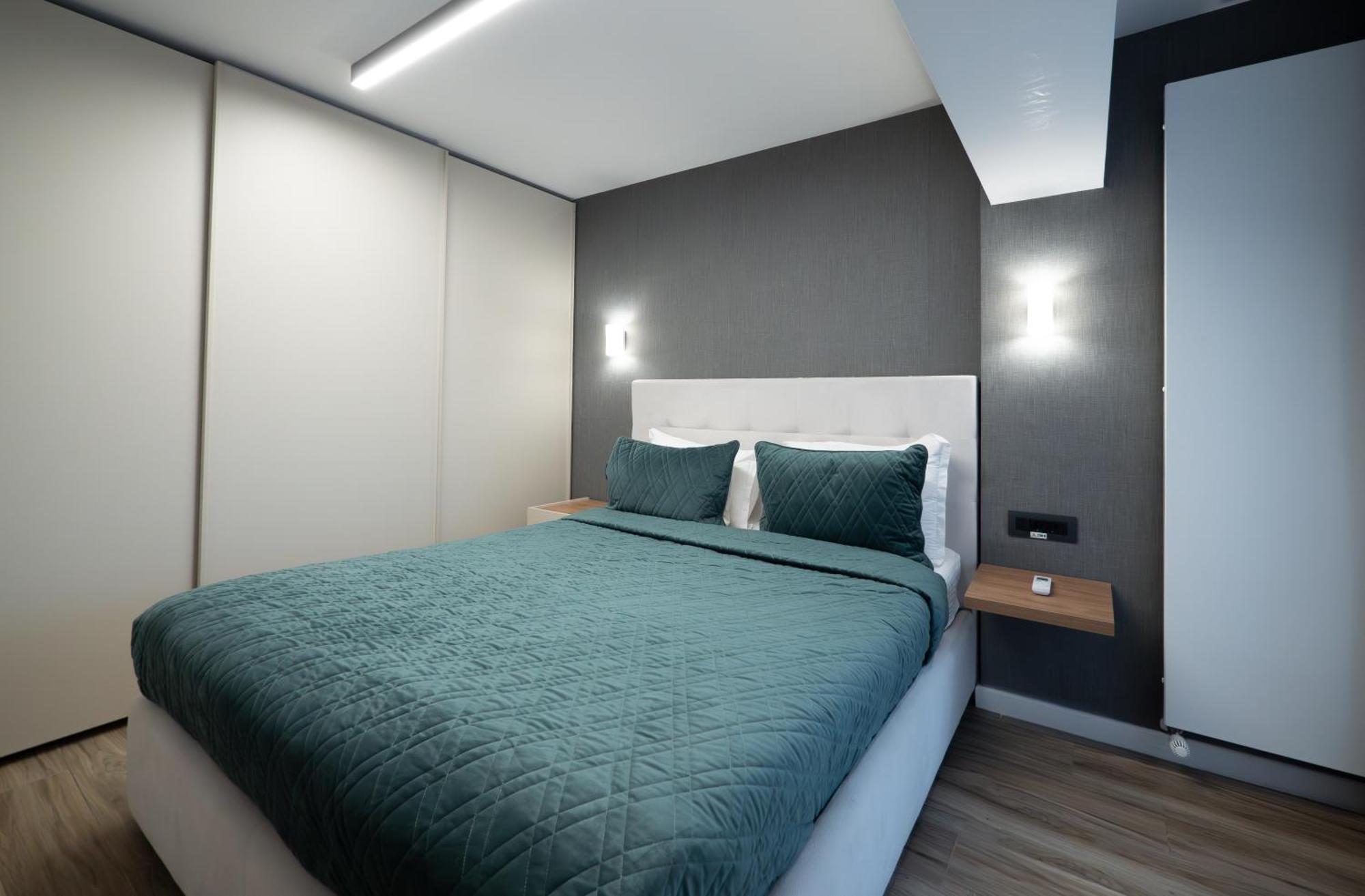 Novos Luxury Suites Bukares Bagian luar foto
