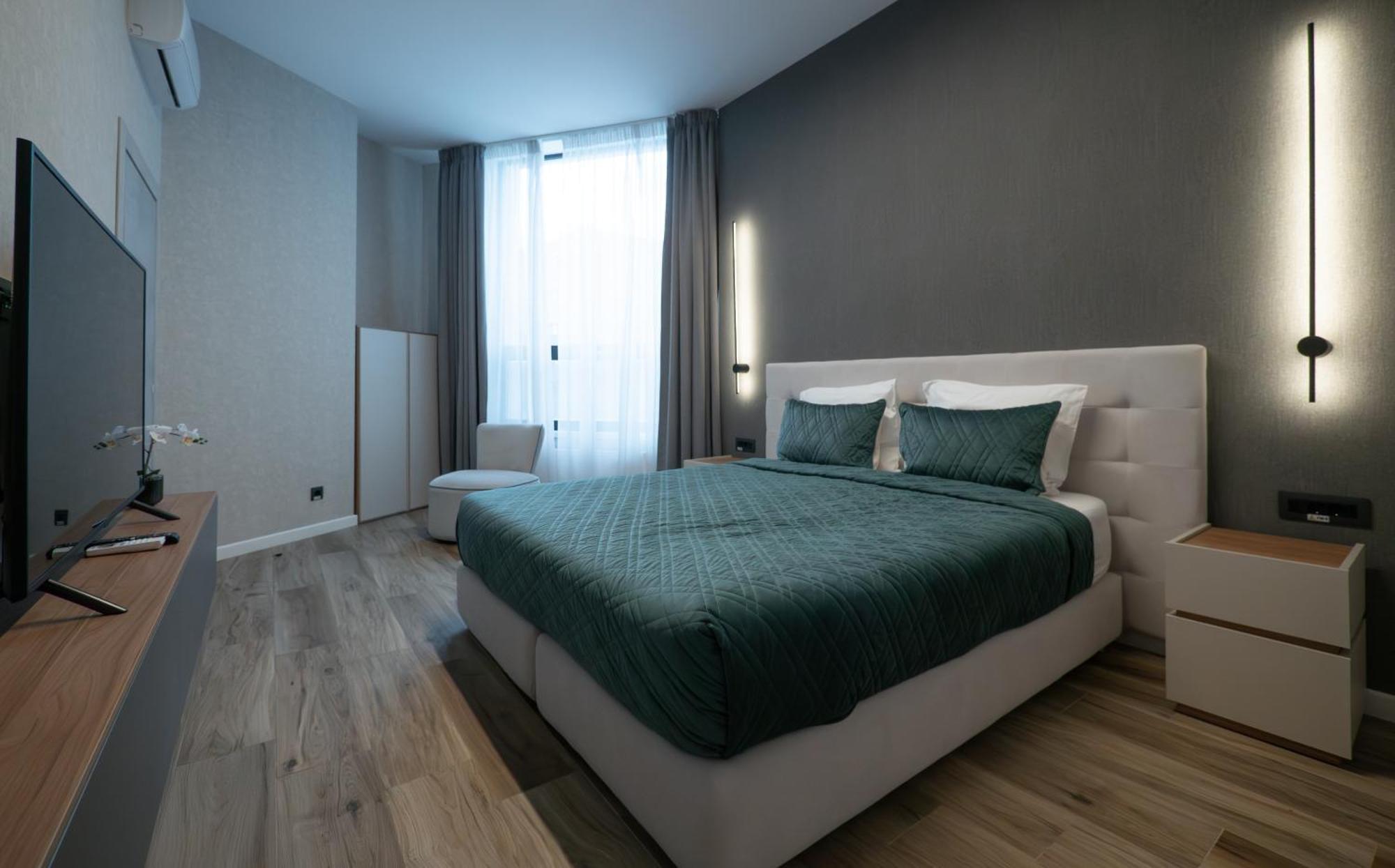 Novos Luxury Suites Bukares Bagian luar foto